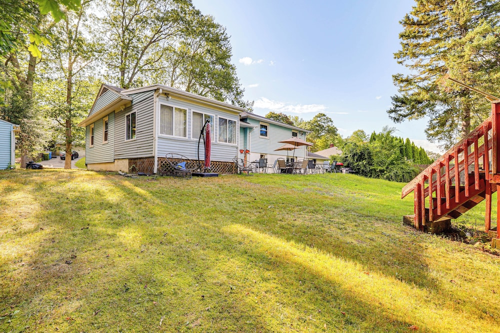2 Mi to Town: Home w/ Patio & Yard in Waterbury!