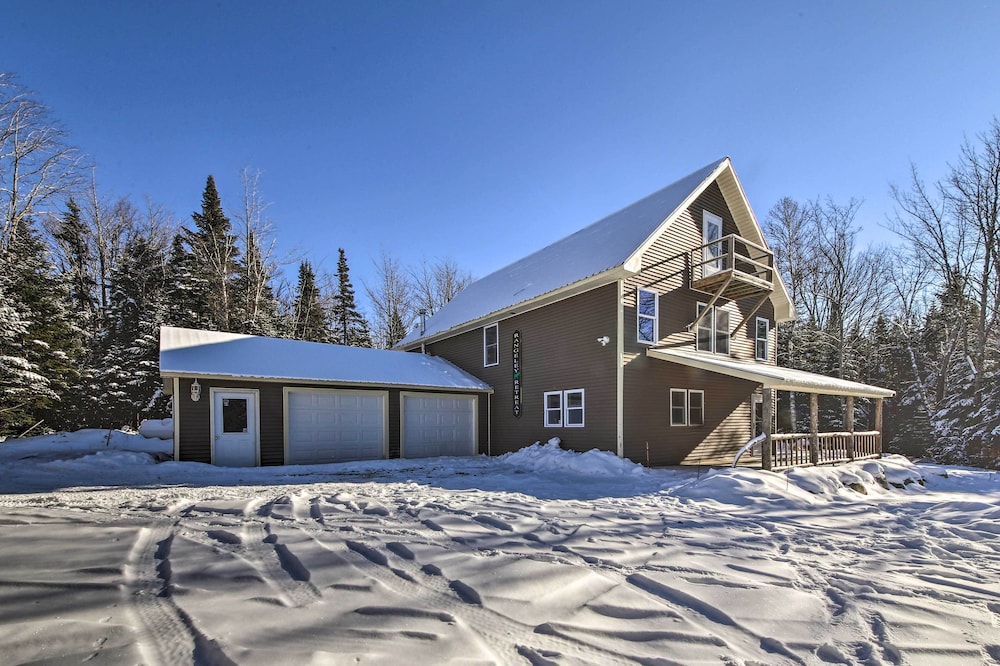 Rangeley Retreat Cabin-style Home: Lake Access view 4