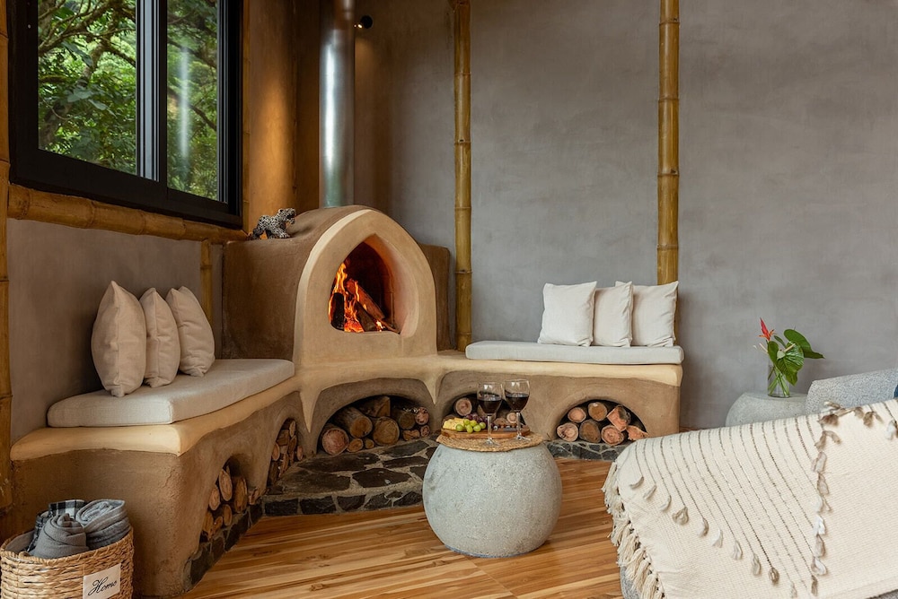 El Tigre Hideaway