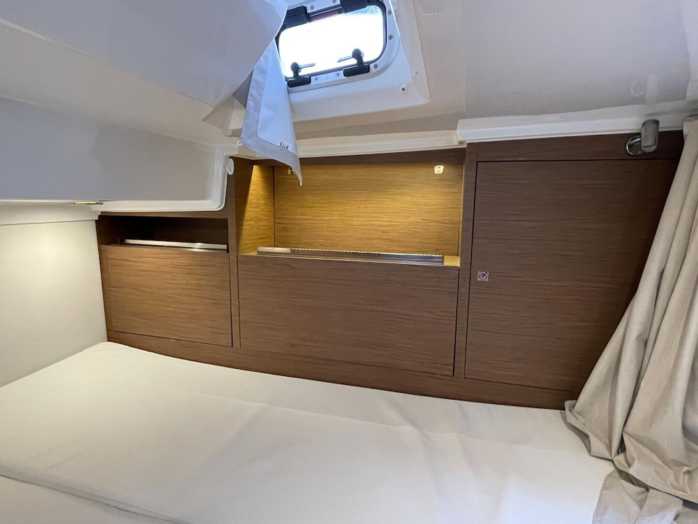Luxury Yacht in La Rochelle With a Terrace