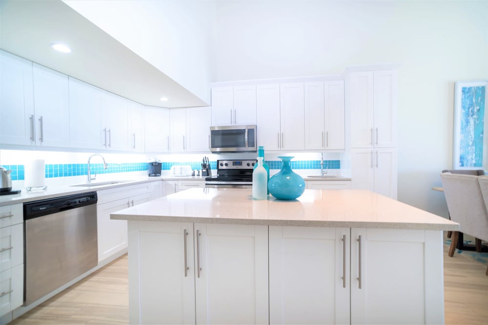 Cayman Luxury Rentals at Sunset Cove