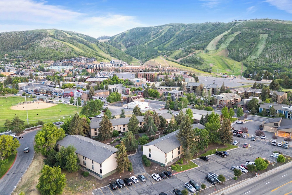 Alpine Ember by Avantstay Park City Retreat Near Main Street, Dining & Deer Valley Slopes