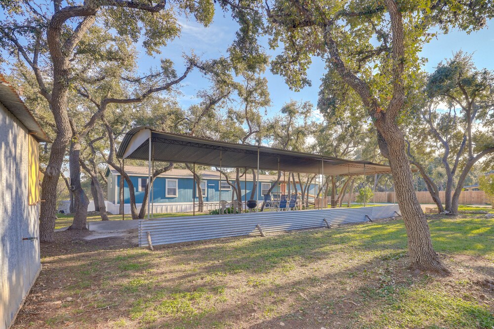 Pet-friendly Canyon Lake Home ~ 3 Mi to Water! view 3
