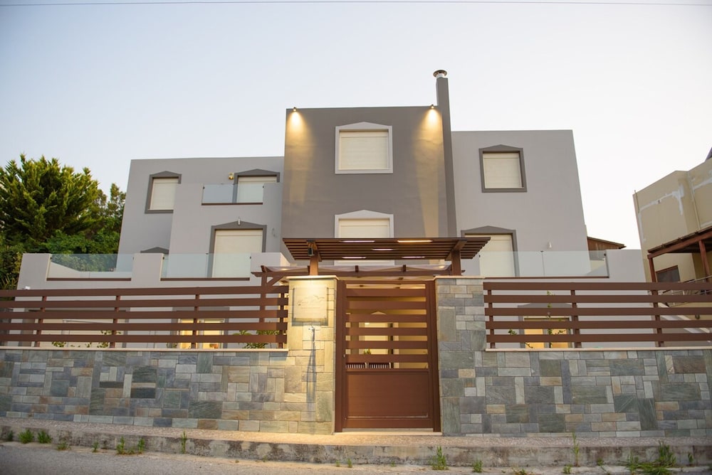 Marie Nicol Apartments Private Pool 3 Bedrooms
