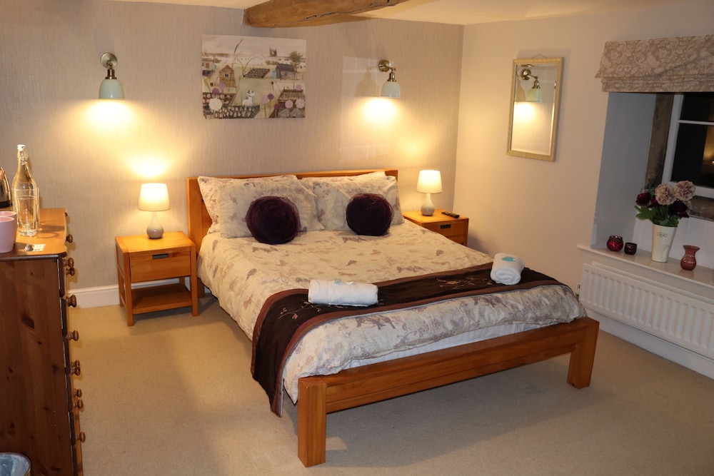 Gratton Grange Farm B&B view 3