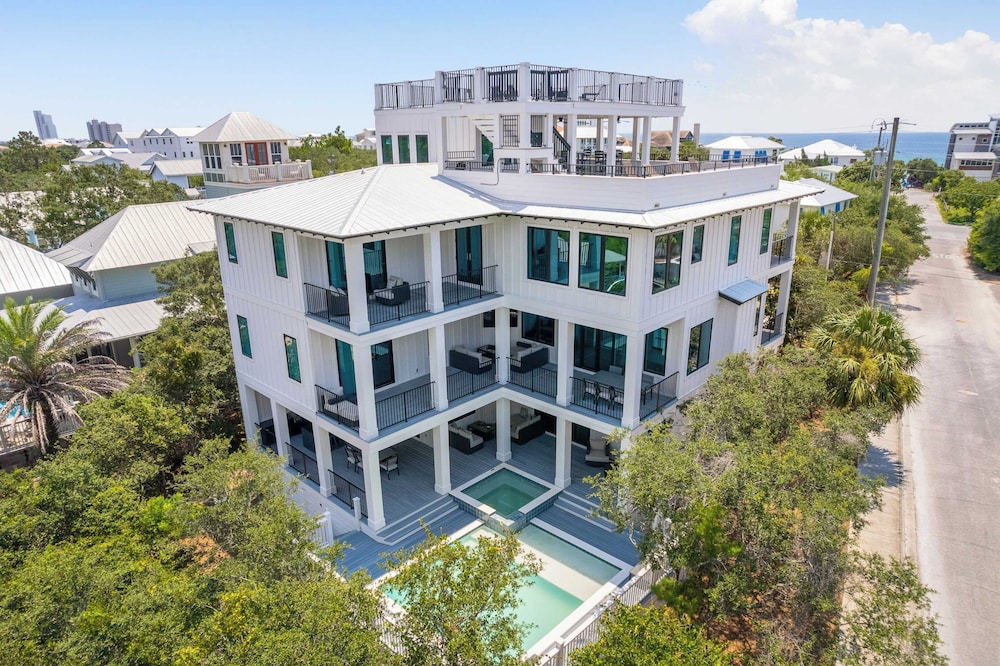 All Decked Out Seagrove by Avantstay Priv Pool+hot Tub, Ocean Views!