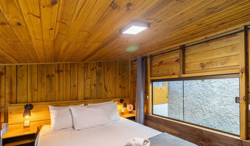 Your Getaway in Florianopolis, Just Minutes From the Beach NDE
