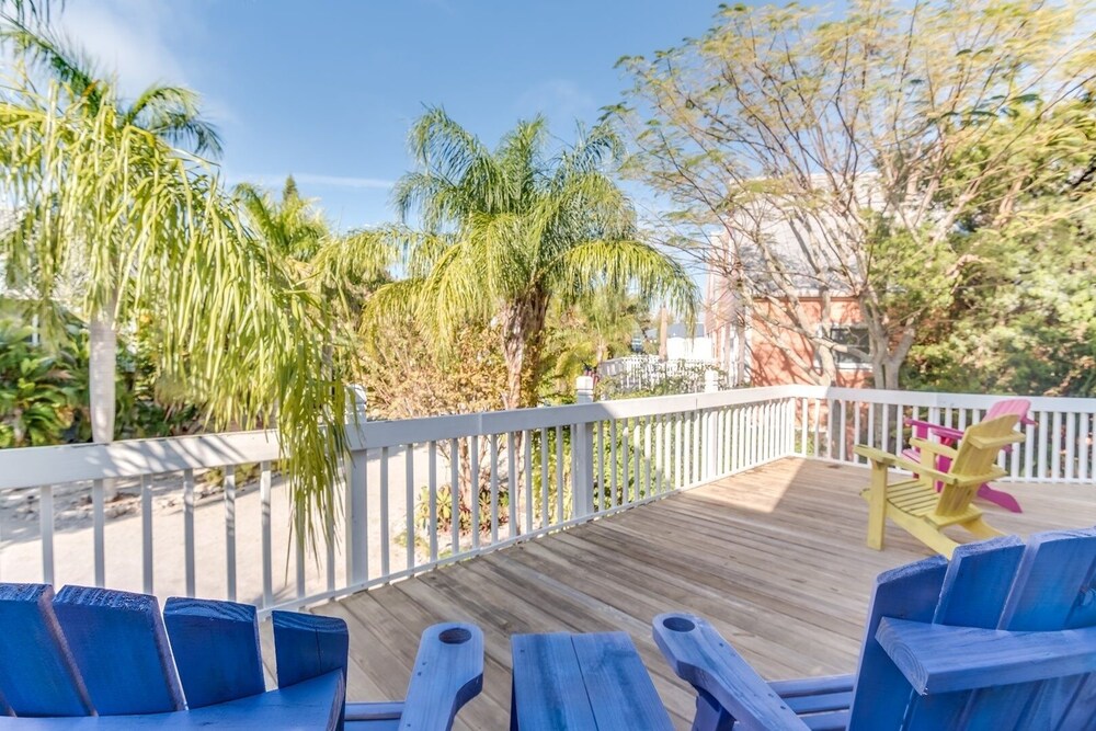 North Beach Island Tree House 3 Bedroom Villa by RedAwning view 2
