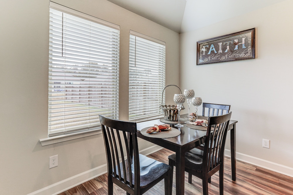 Explore Baton Rouge & Lsu: Family Home w/ Yard