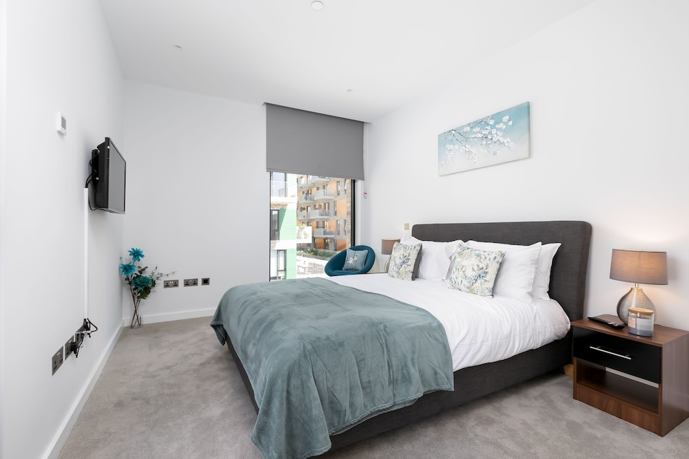 LT Greenwich 3 Bed Townhouse