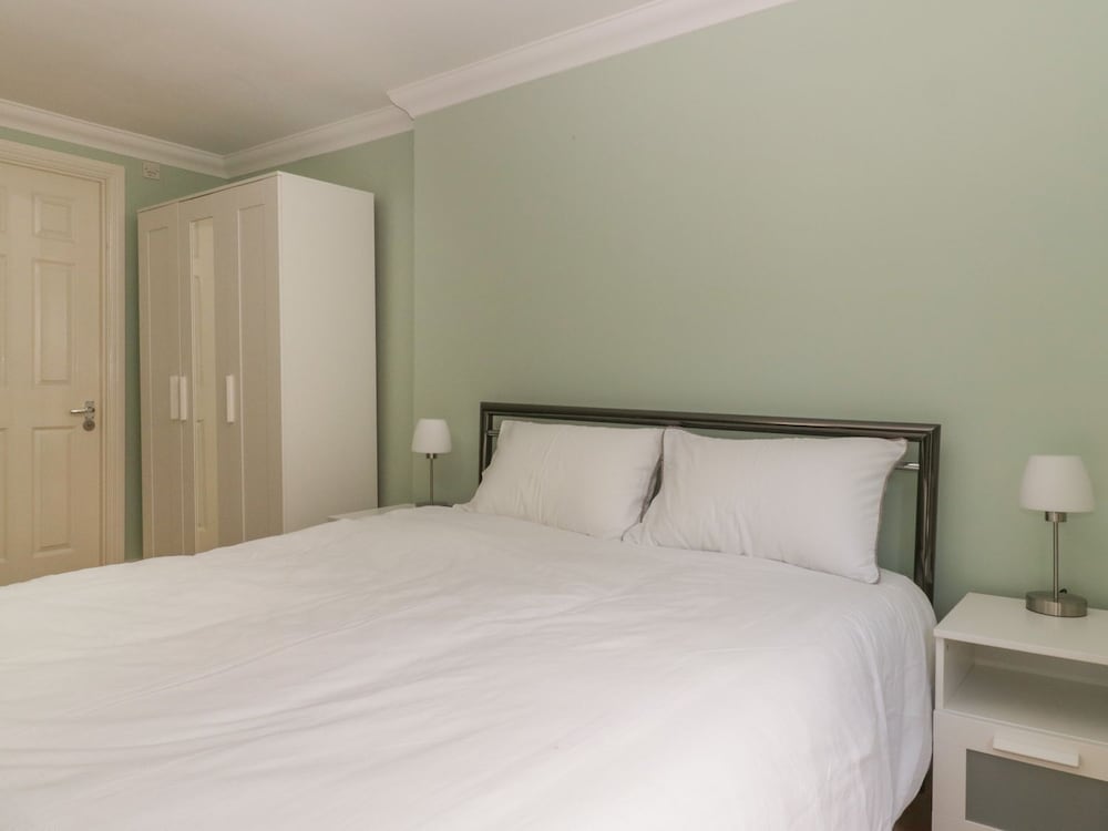 Townbridge Apartment