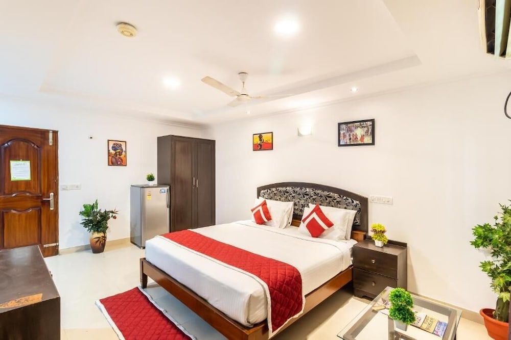 Laavish 7 Hotel