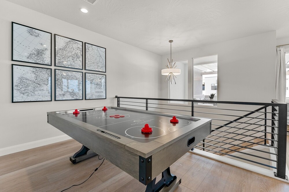 Your Happy House 5 Bedroom Townhouse