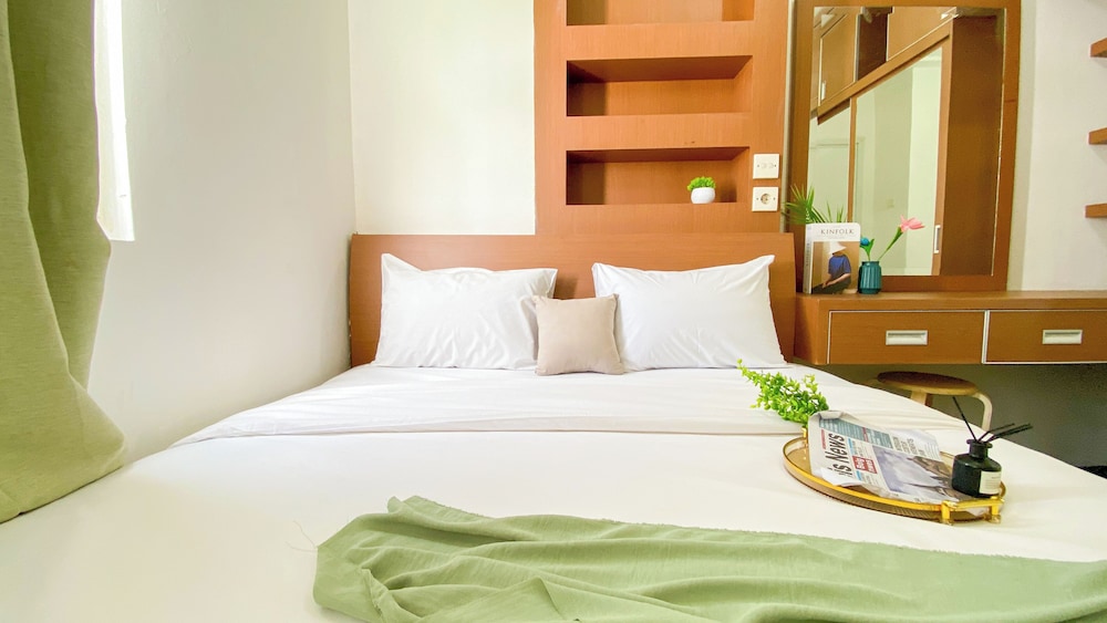 Good Choice And Elegant 2Br At Green Pramuka City Apartment