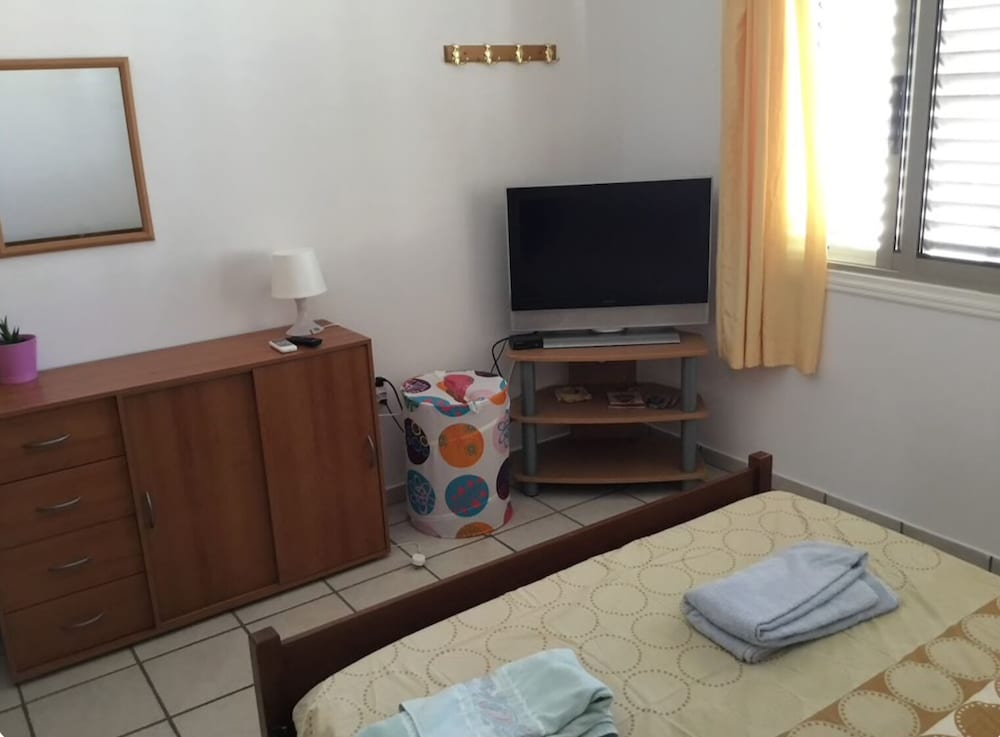 Beach House in Larnaca view 5