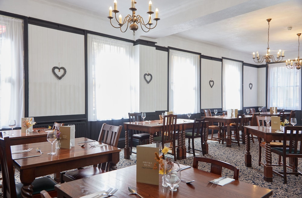 Huntingdon Vacations - George Hotel Huntingdon by Greene King Inns - Property Image 11