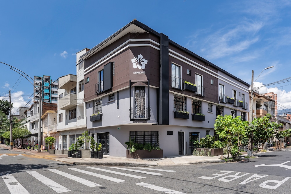 Apartamentos La Joaquina by HOUSY HOST