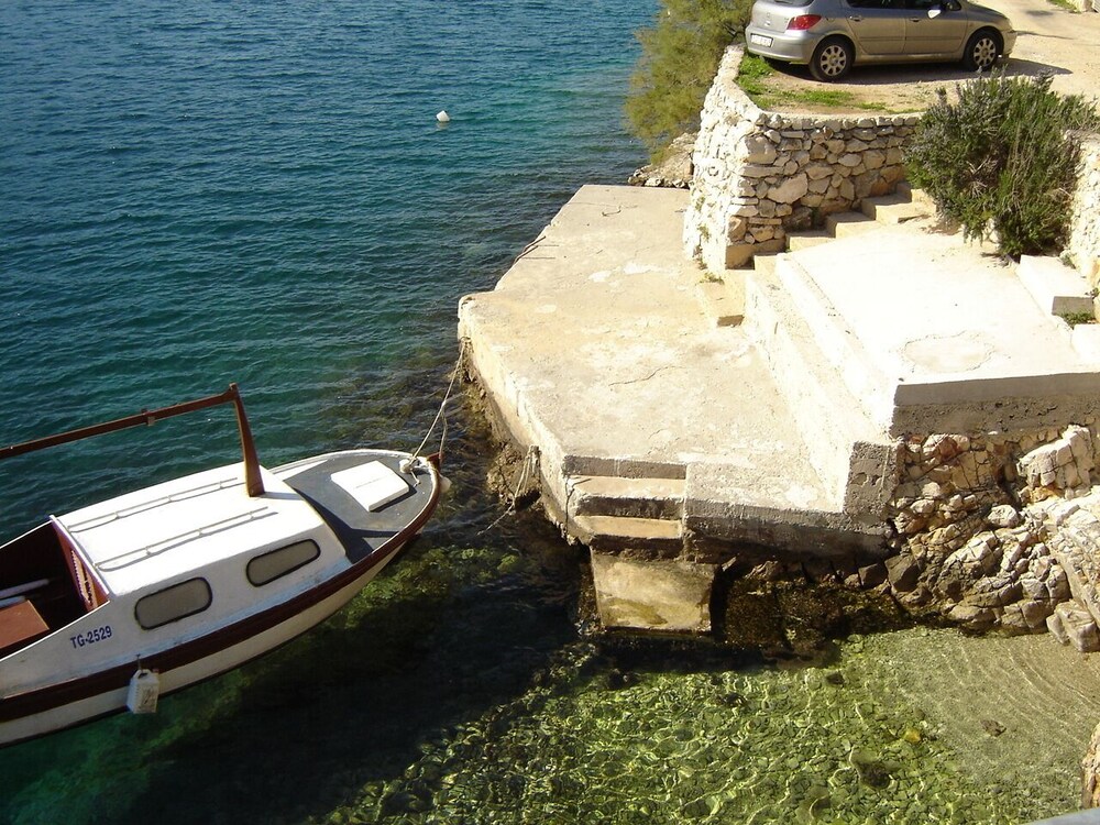 Ivan - 15 m From Beach - A3