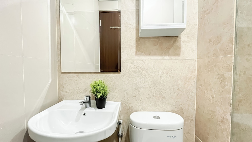 Modern Studio At Transpark Cibubur Apartment