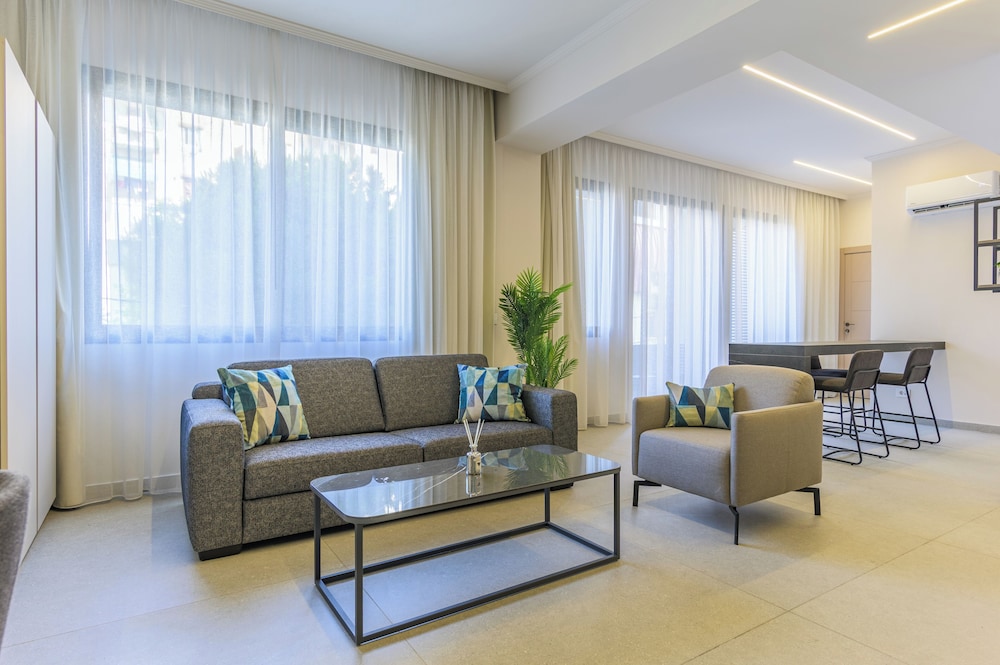 CityZen - Boutique Studios in Achrafieh