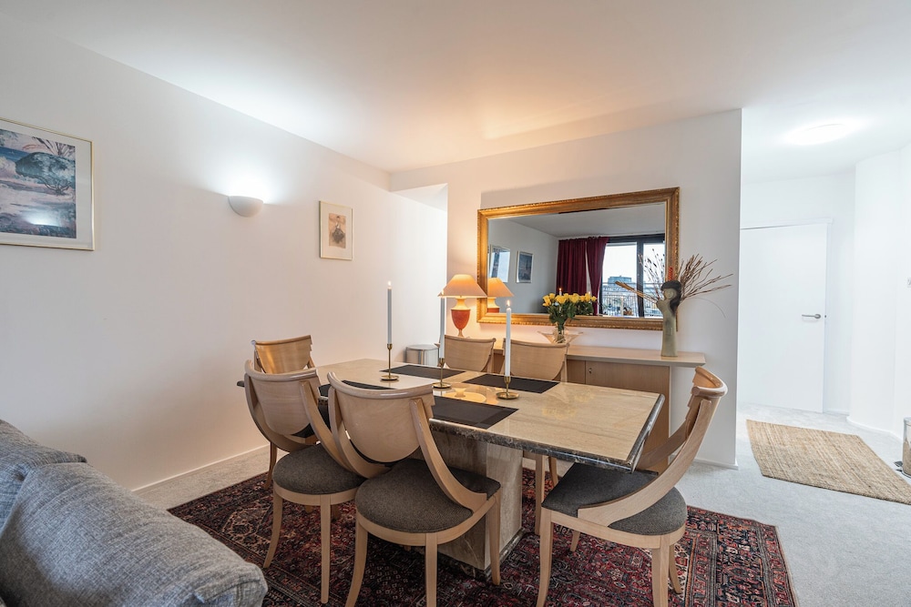 Duplex 2BR 2BA Flat Near Gloucester Rd Station