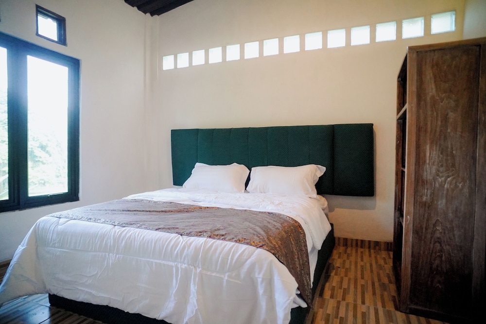 Villa Lingga Puncak