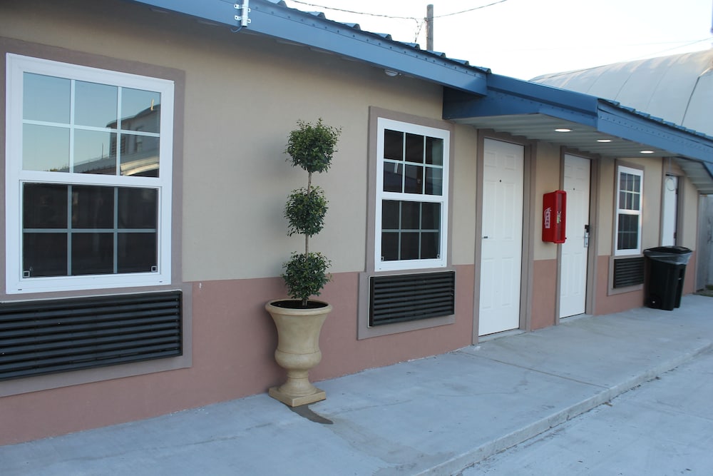 Harbour Inn