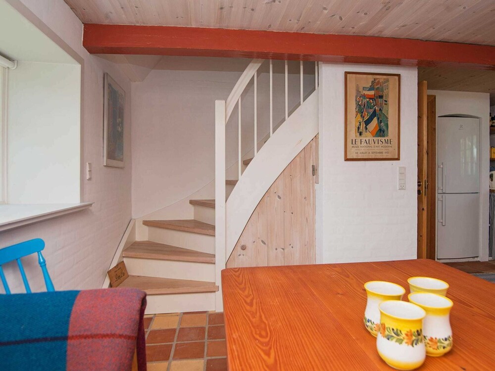 Jennifer House - Millenium Apartment