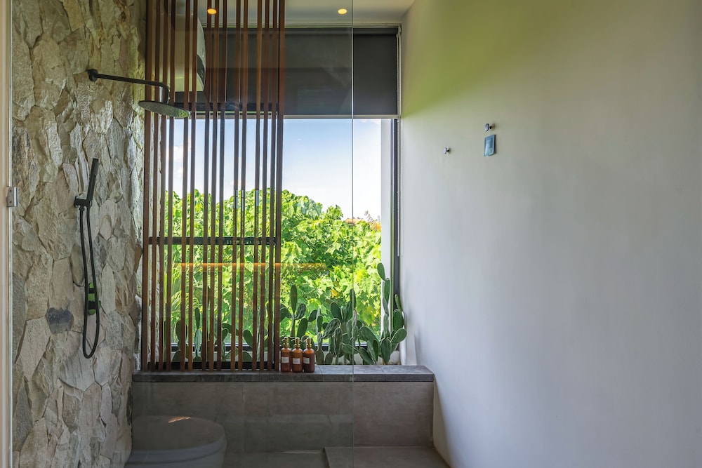 Villa Bedawang - 4BR Villa Seminyak