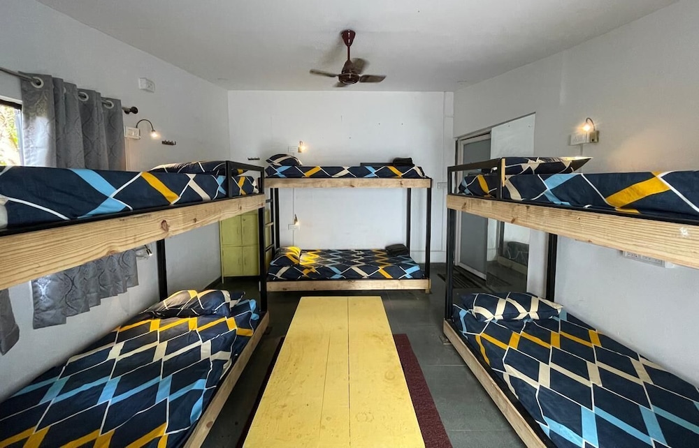 Urban Mad – Villas & Studio