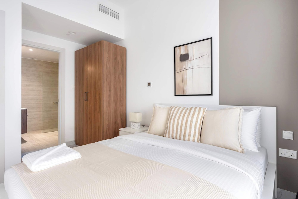 Abu Dhabi Vacations - Silkhaus Oasis Towers - Masdar City - Property Image 27
