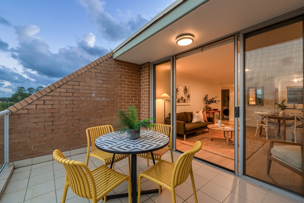 Stylish 1-bed Apartment Near Manly Beach