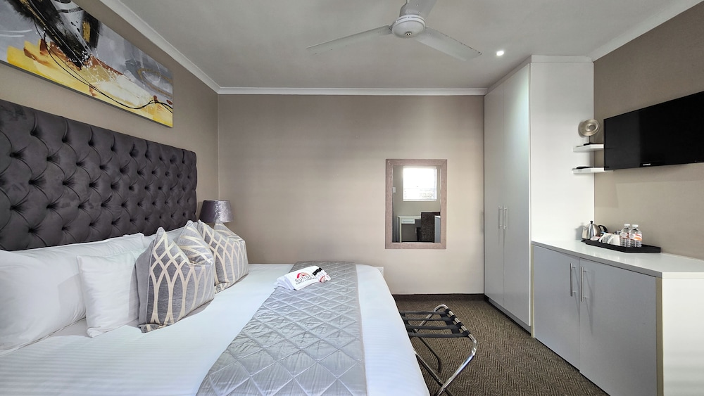 Sunset Events and Accommodation