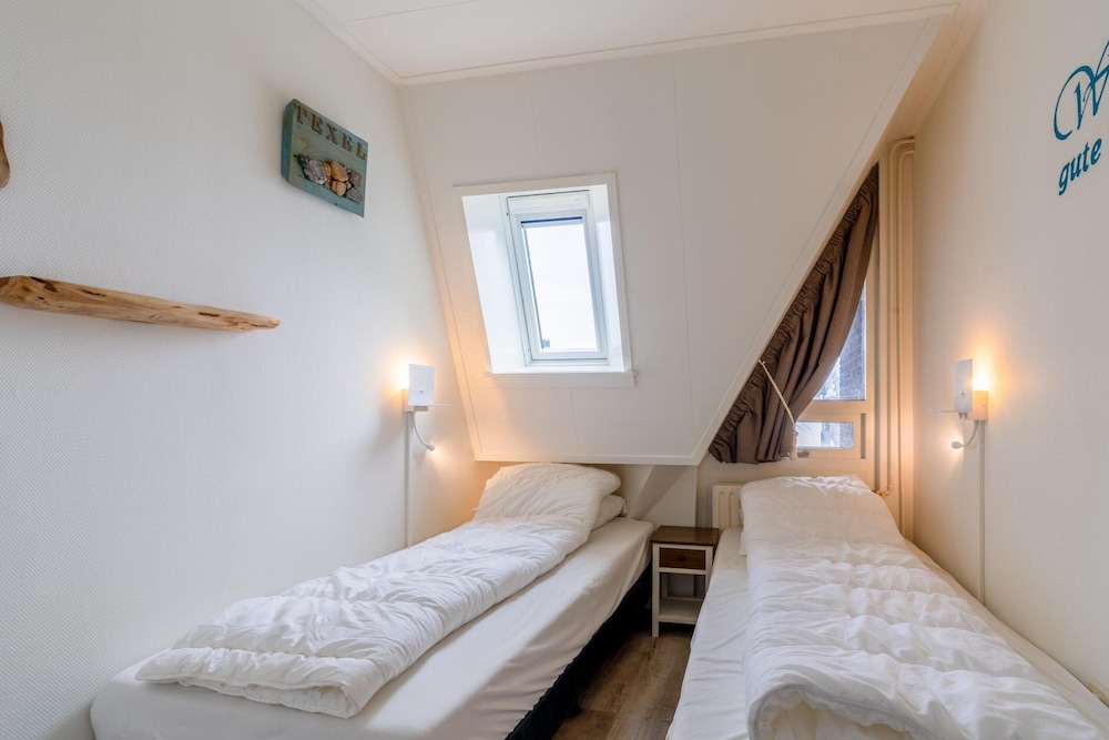 Comfortable and Modern Furnished 4-person Apartment