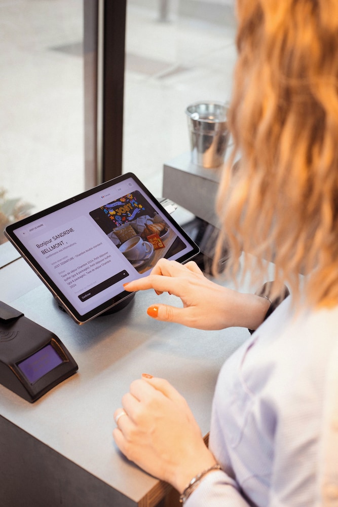 Le Havre Vacations - Jost Hotel Le Havre Gare - Property Image 3