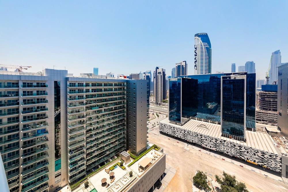 DAMAC Vera 1BR with Downtown View