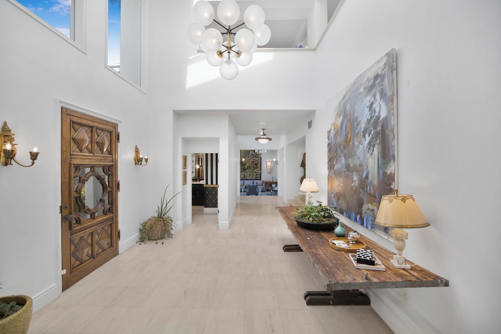 Villa Clarinda - Architect-designed Dream Estate With Theater & Outdoor Oasis