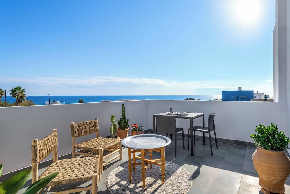 Villa Seawater