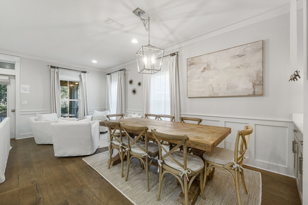 Magnolia Cottages by the Sea by Panhandle Getaways