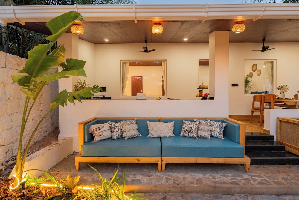 ELIVAAS House of Neptune 1 BHK Boutique