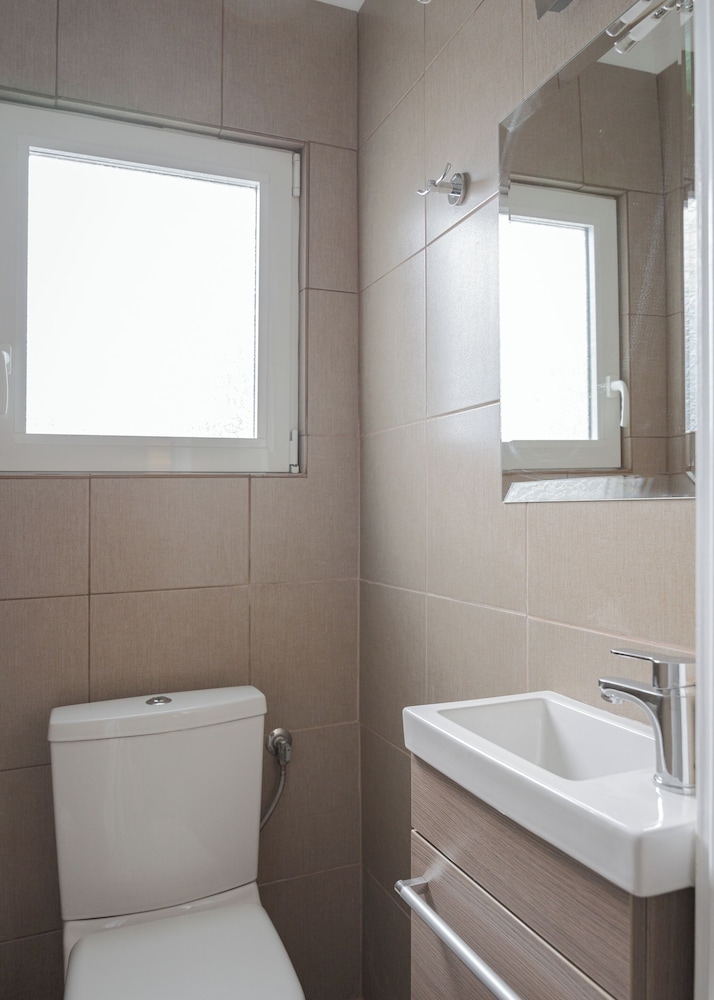 Athens Golden Light Premium Residence