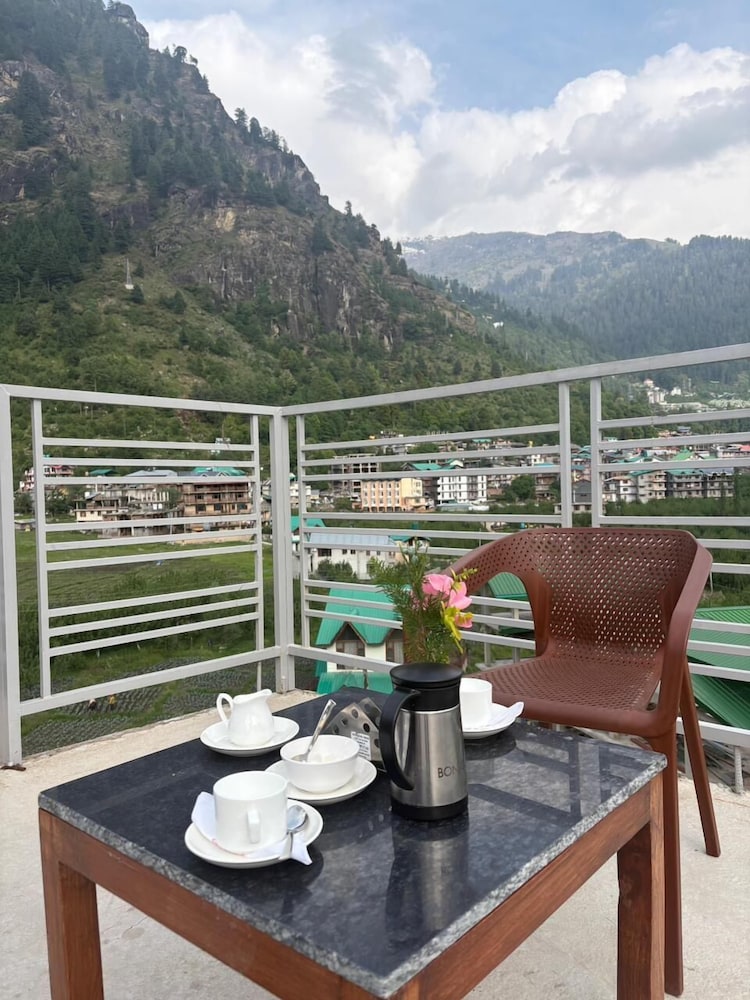 Snow Park Villas & Resort Manali