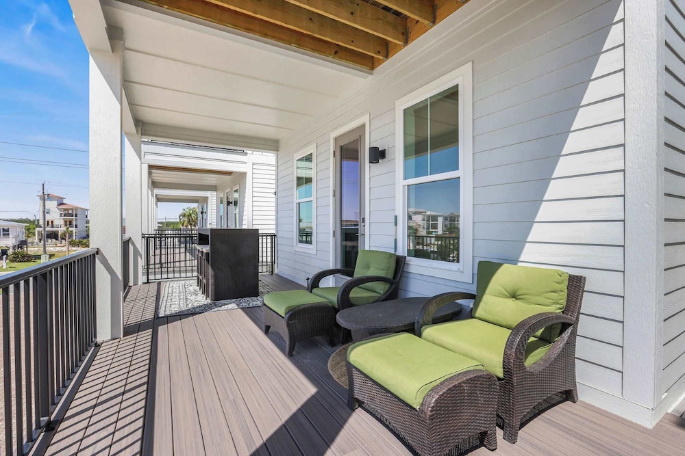 Whimsical Way 4 Beds 4 Baths NEW Near Beach
