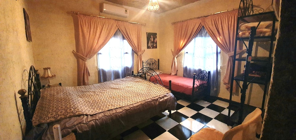 La Maison Traditionnelle
