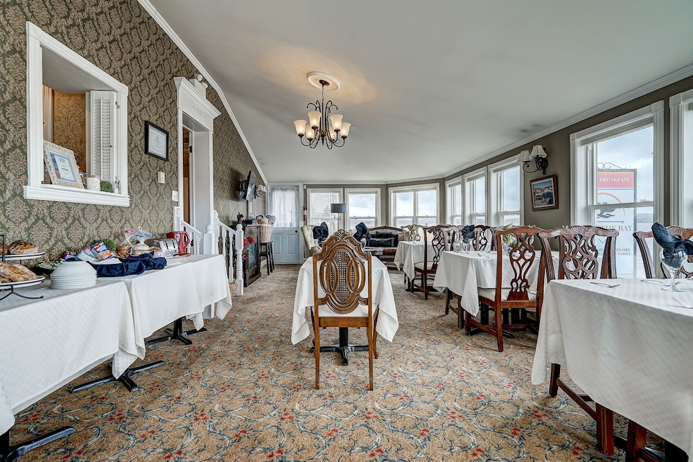 Inn By The Bay
