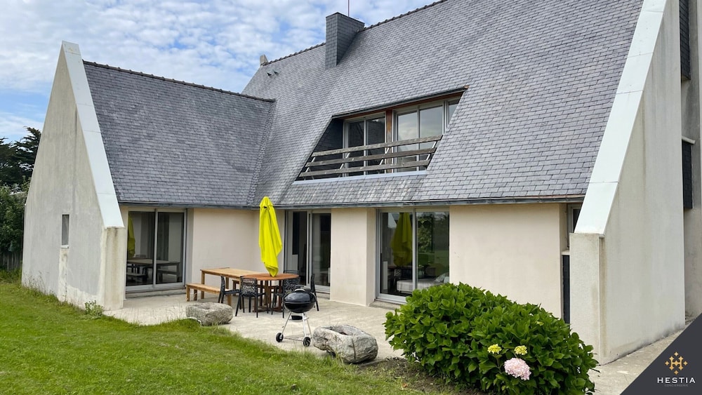 Large Family House Near the Beach