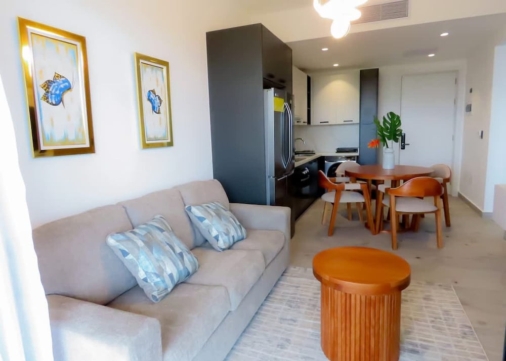 The Towers G406 NOK Fantastic 2BR Apartment by Vistacana Rentals