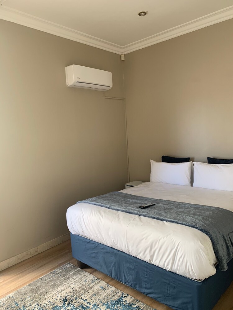 GSM ON Sunset Beach view 5
