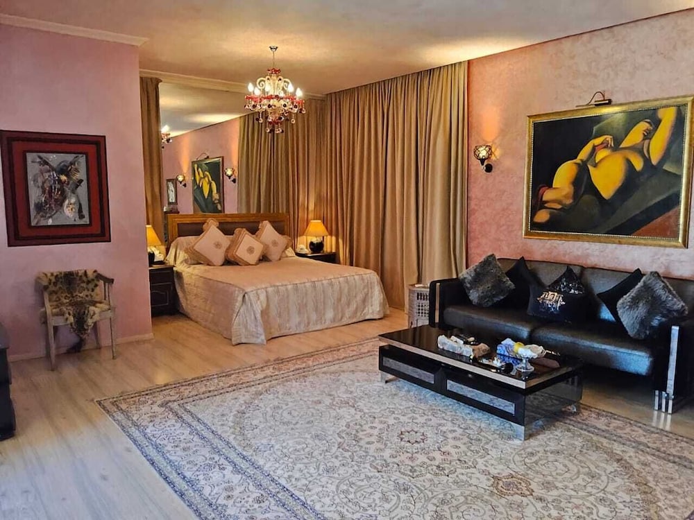 hotel room
