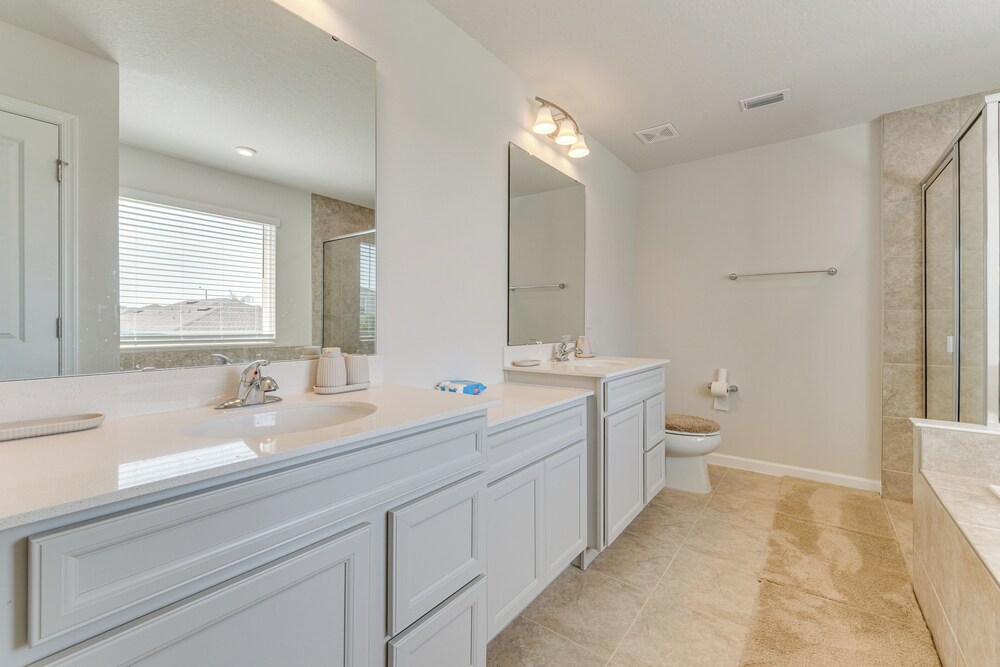 11 Mi to Disney: Family Home w/ Pool Access